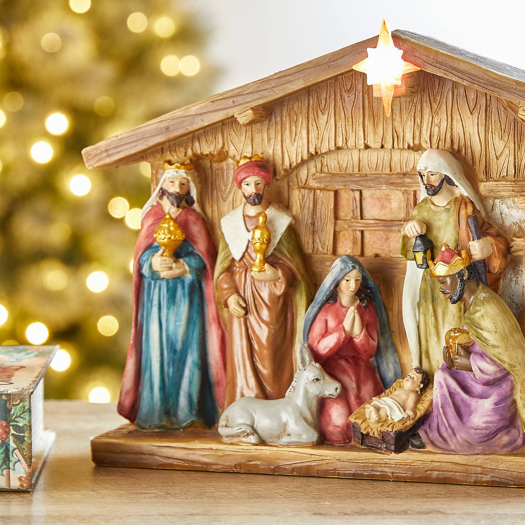 Glitzhome® 9" Nativity Décor